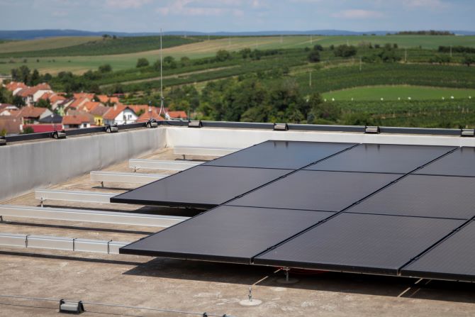 Zonnepanelen plat dak